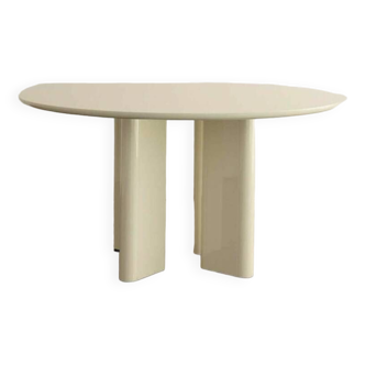 JOE ROUND DINING TABLE