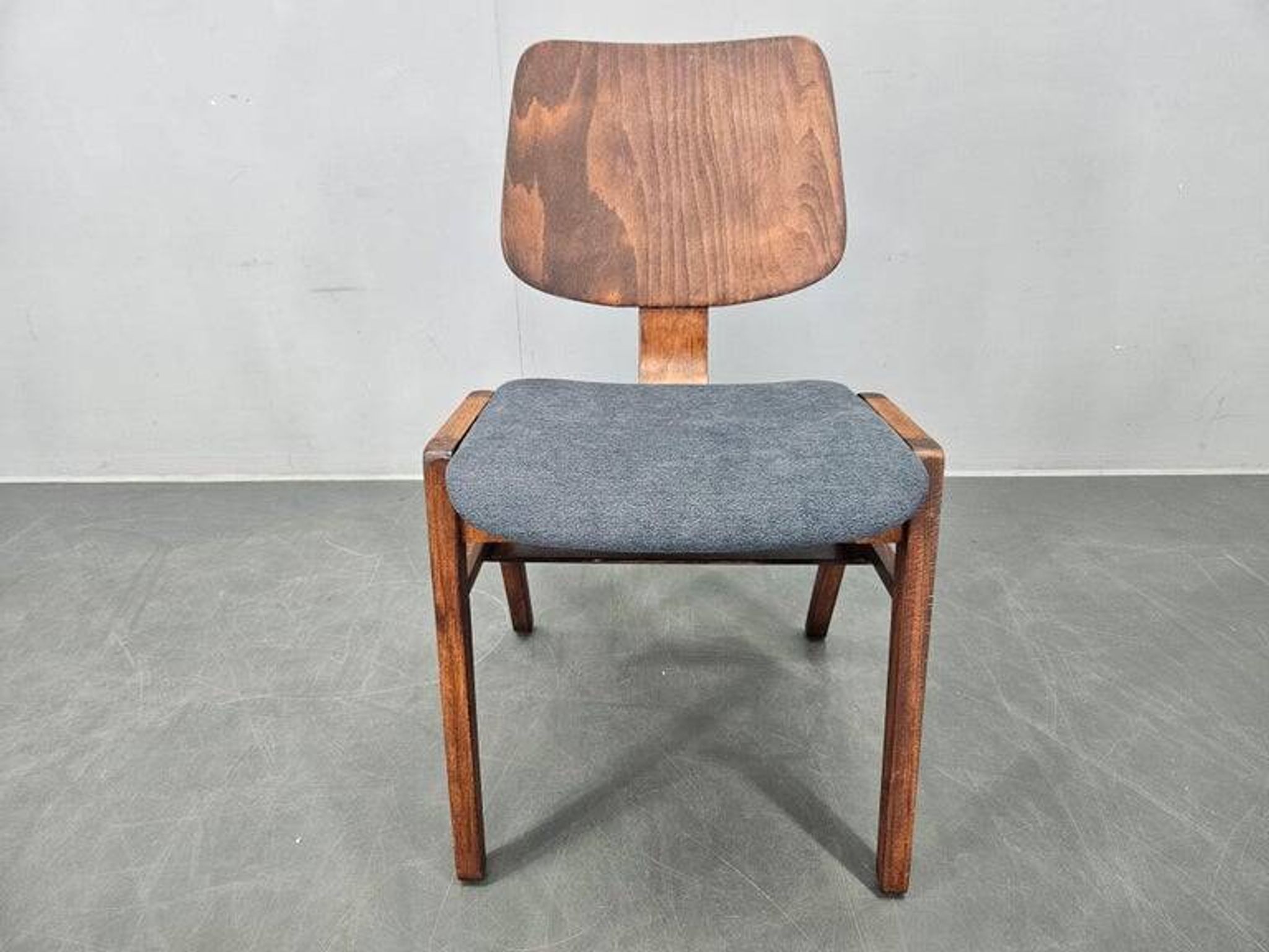 Rare mid-century dining chair in the style of Eames, up to 8 available, 1960s