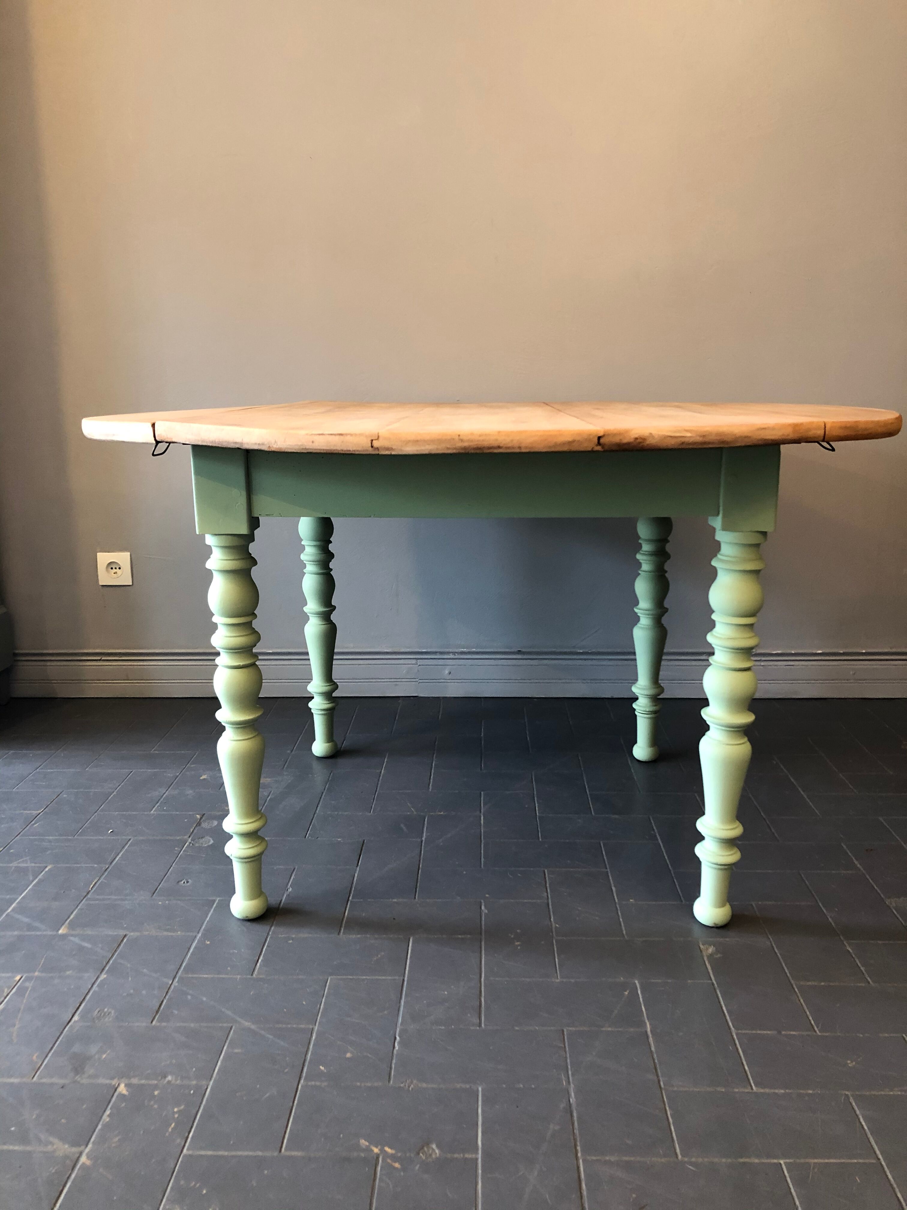 Table de ferme ronde à rabats