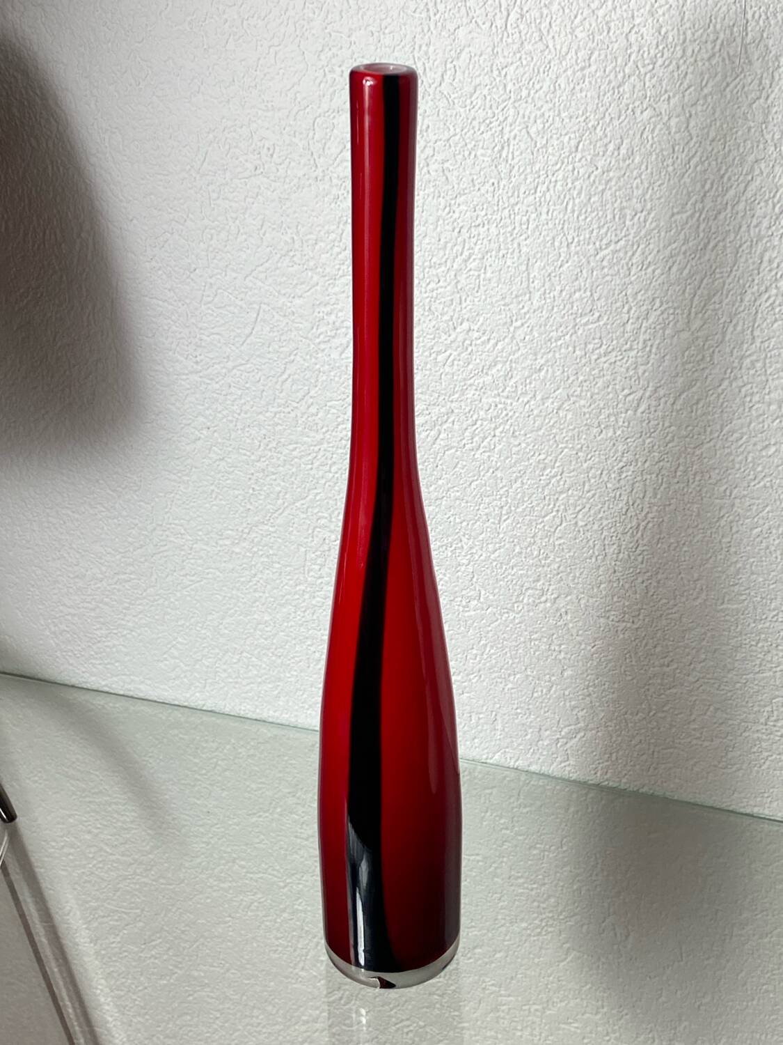 Grand vase, type soliflore, en verre multicouches