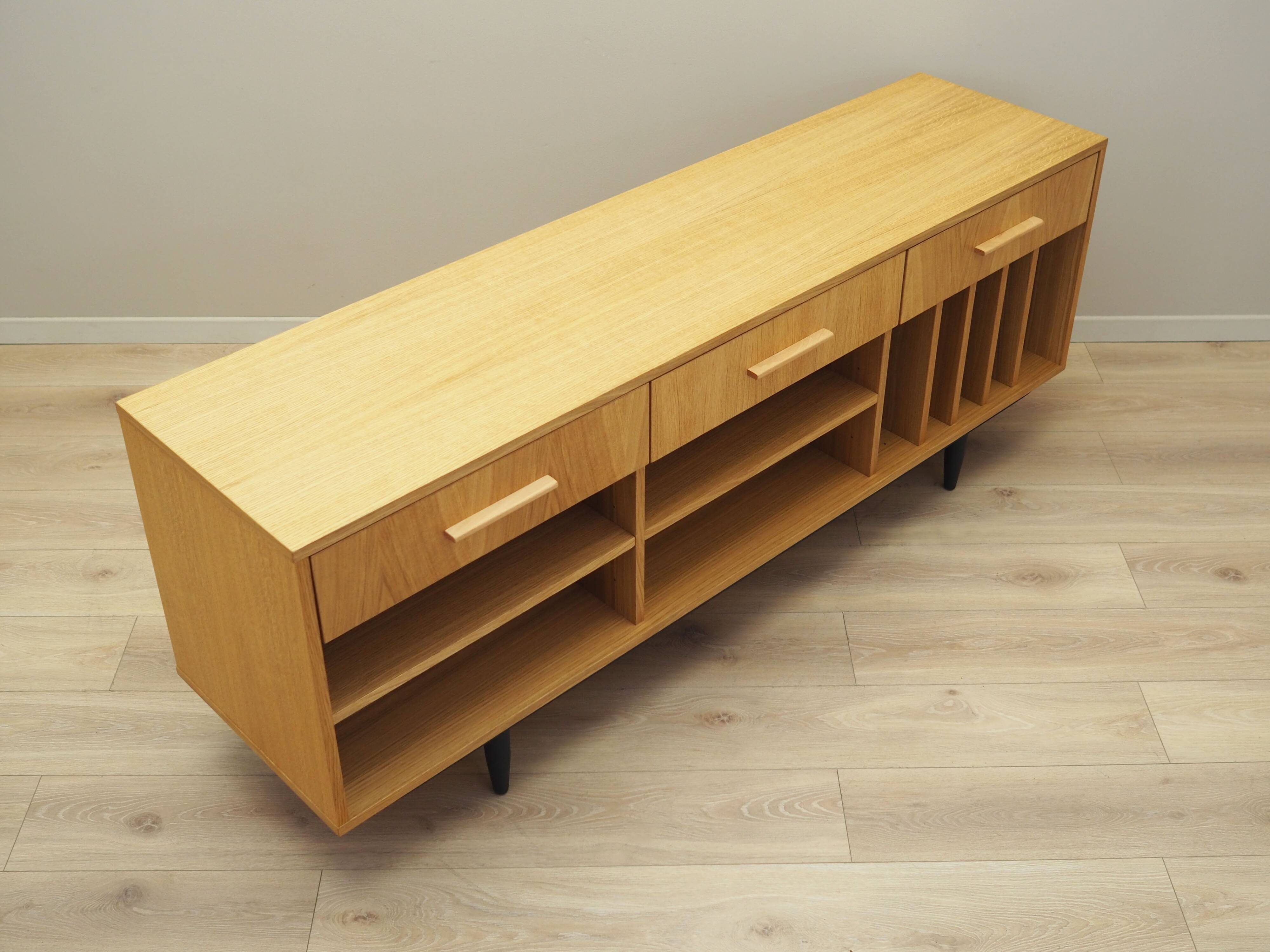 Enfilade en chêne, design scandinave