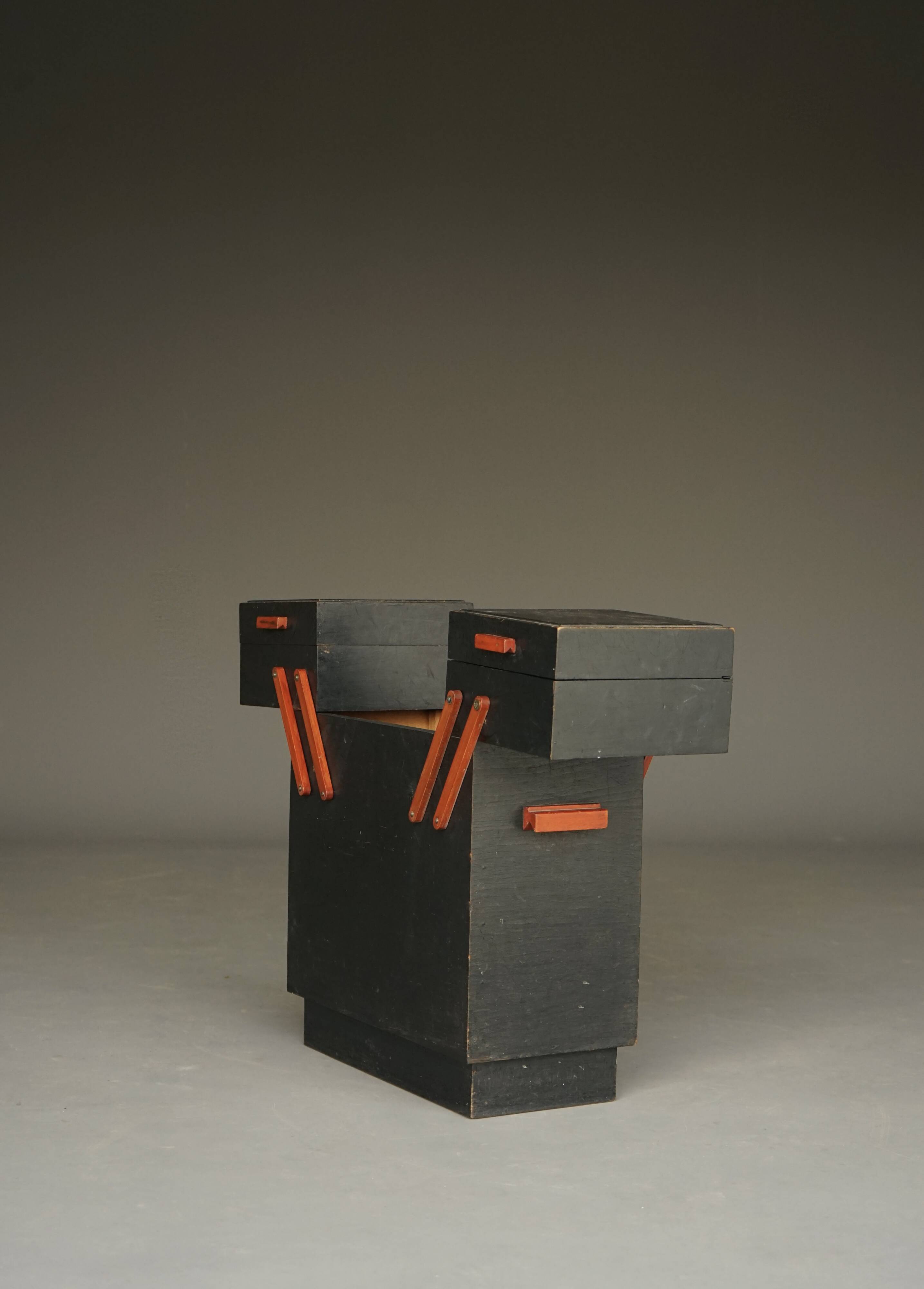 Dutch modernist sewing cabinet. 1930s.