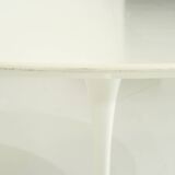 White melamine Tulip table by Eero Saarinen for Knoll Studio – 1990s