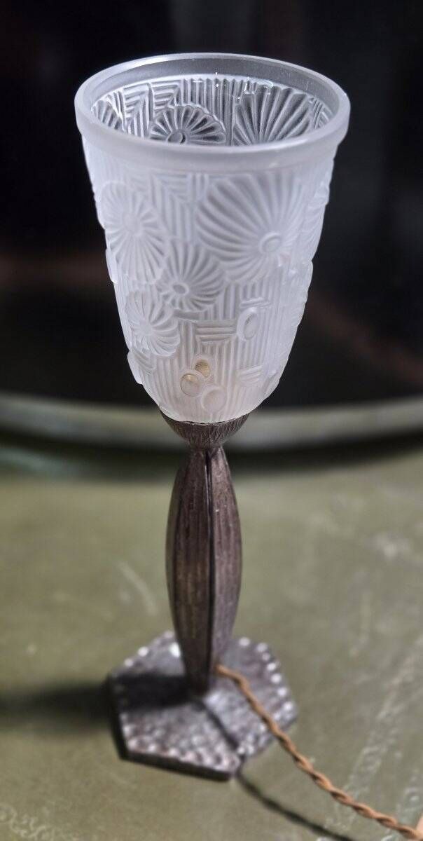 Art Nouveau lamp in the style of Brandt, signed Lorraine, France.