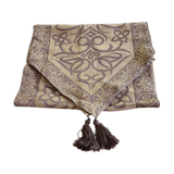Table runner
