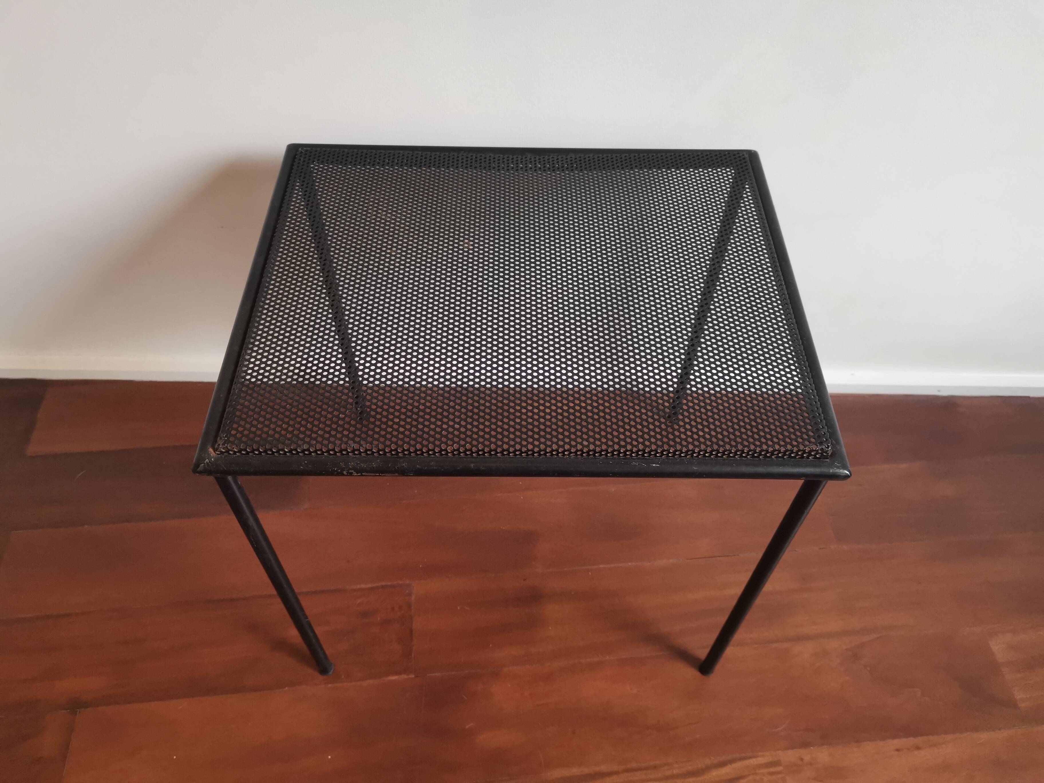 3 ARTIMETA metal nesting tables
