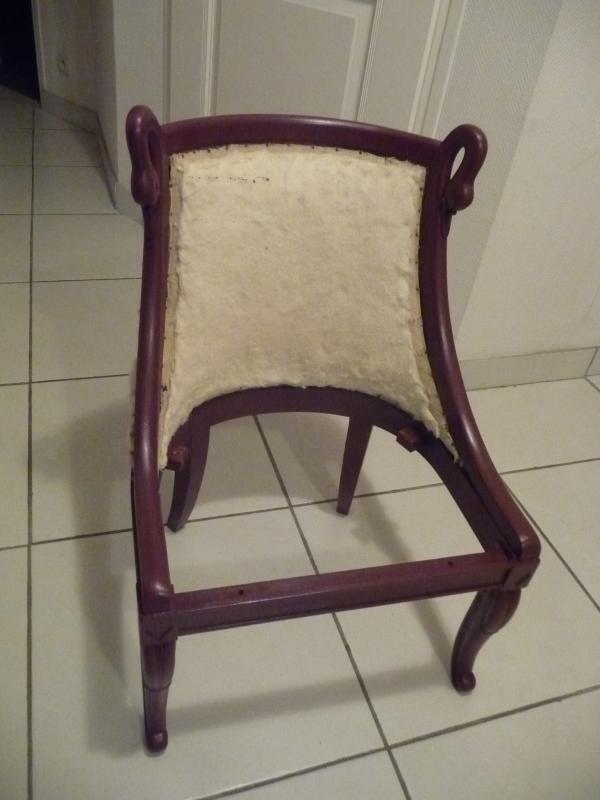 Children's armchair and pouf