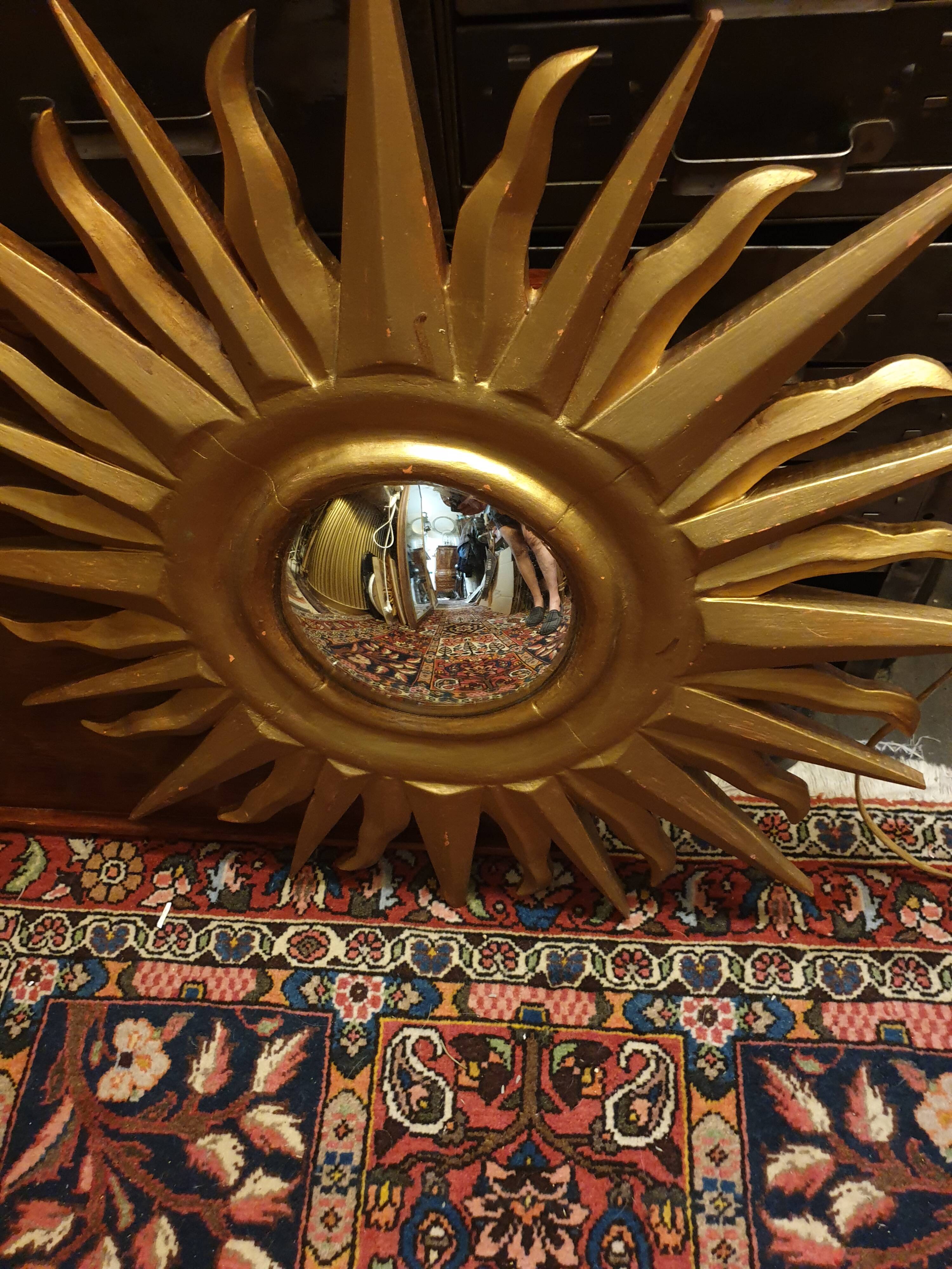 Seventies witch mirror