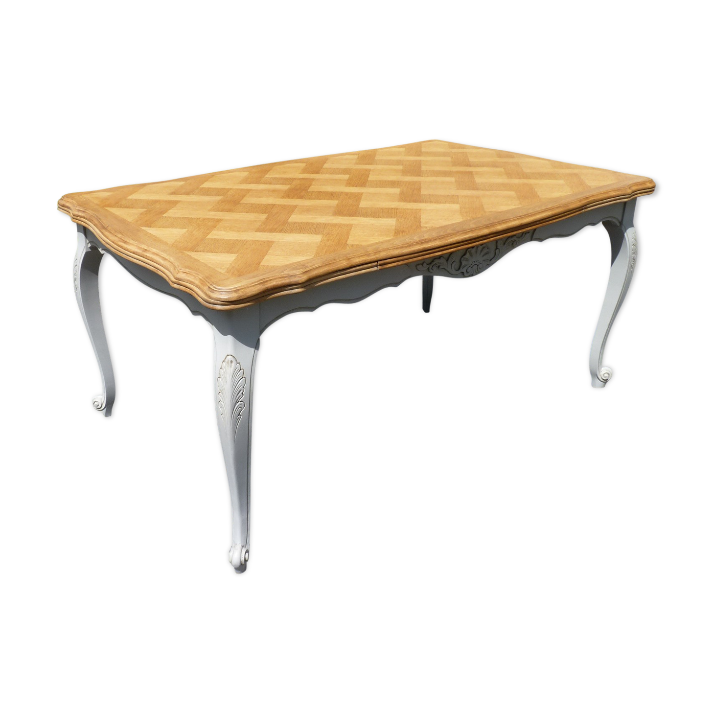 Oak extendable table