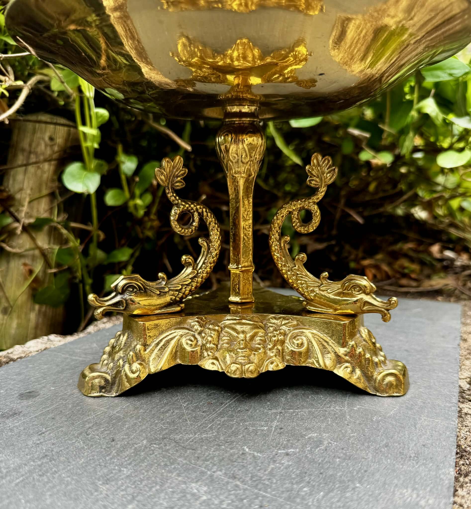 Large brass fruit bowl in Neo-Renaissance style
