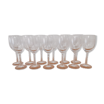 Series of twisted stemmed glasses in Arques crystal