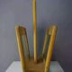 Porte-revues en bois et verre