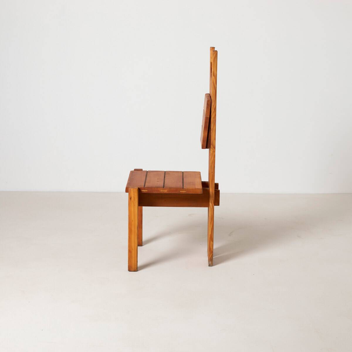 Unique architect designed brutalist set of 6 dining chairs in pine, Czechos