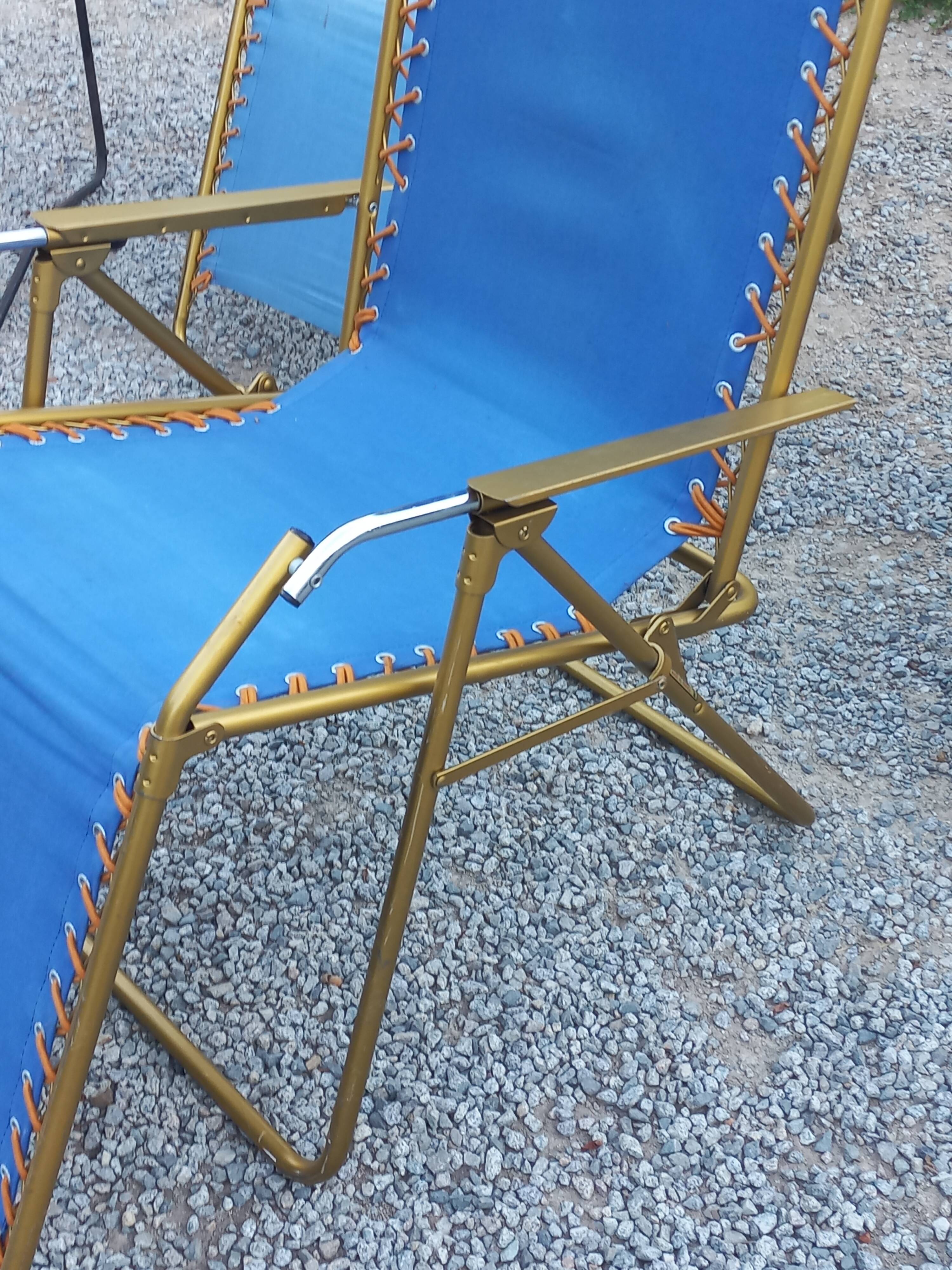 Set of 3 vintage lafuma sun loungers canvas and tubes + table