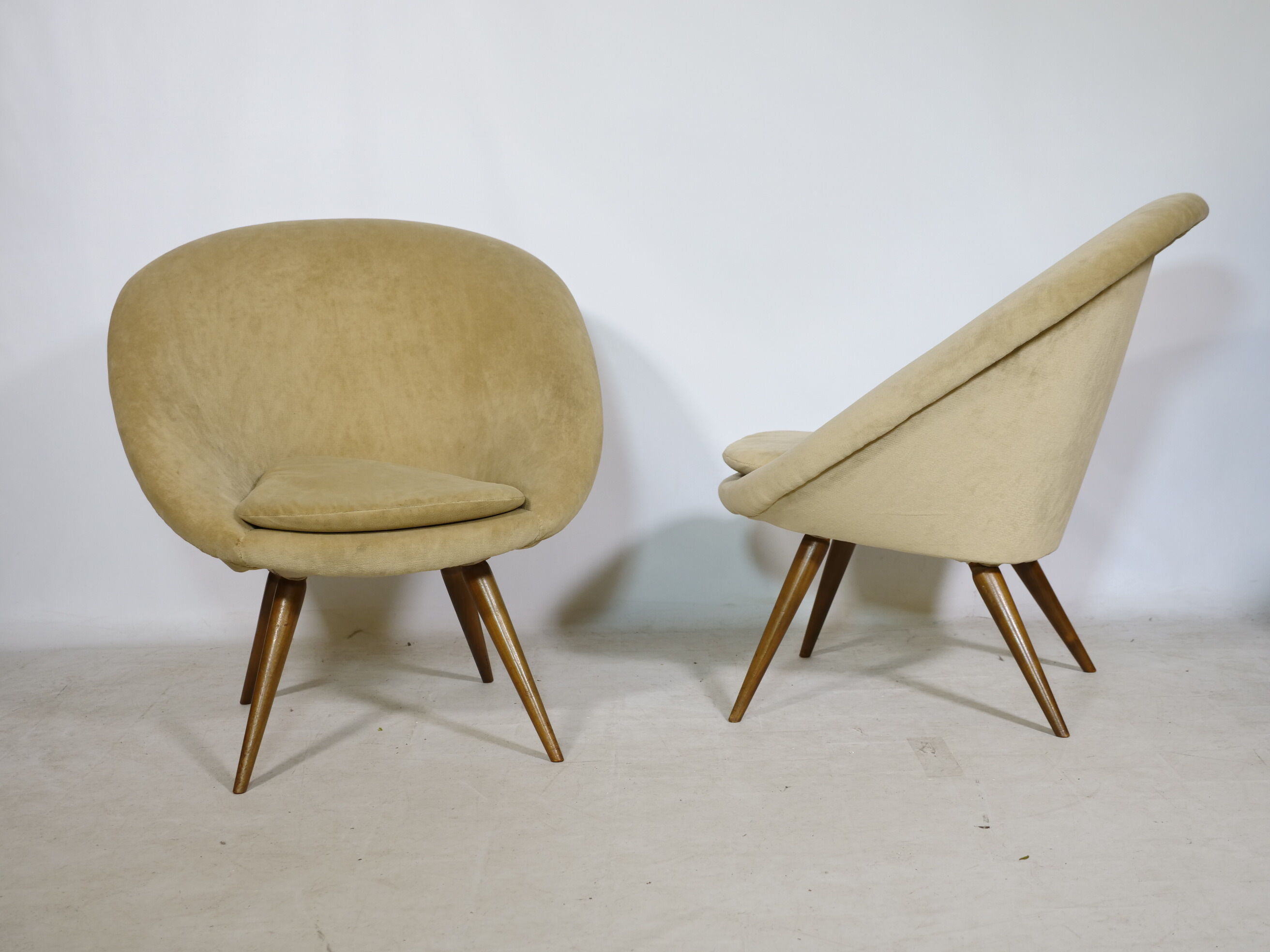 Mid-Century Shell Lounge Chairs in the Style of Jean Royère, Set of 2, 1950