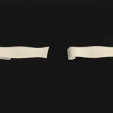 Pair of Italian wall lights Fontana Arte Yves white 2008