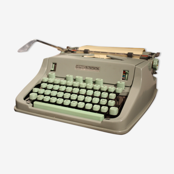 Typewriter Hermes 3000 green of water