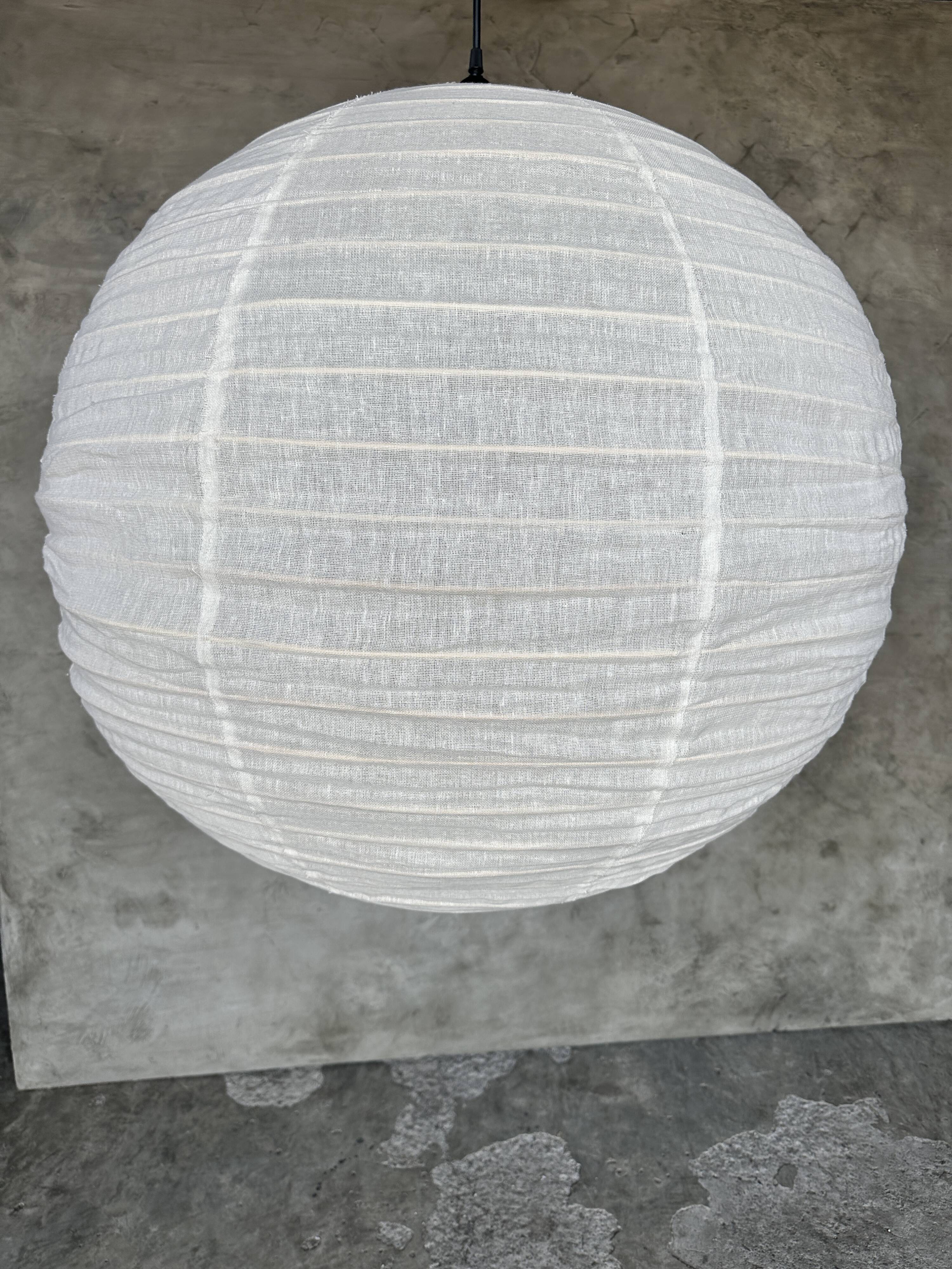 Very large round Japanese-style rattan and natural linen pendant light D:80