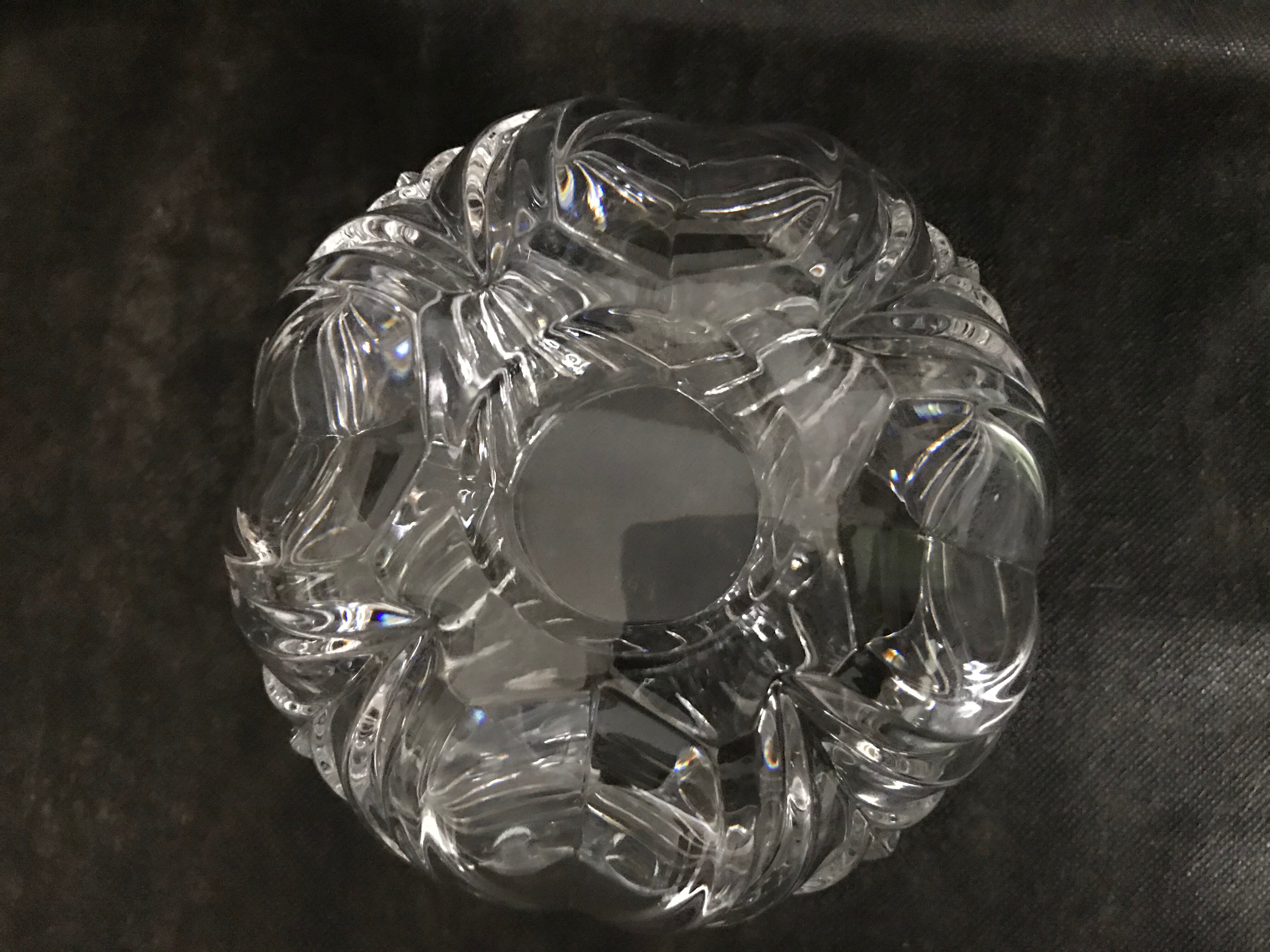 Ball vase in crystal