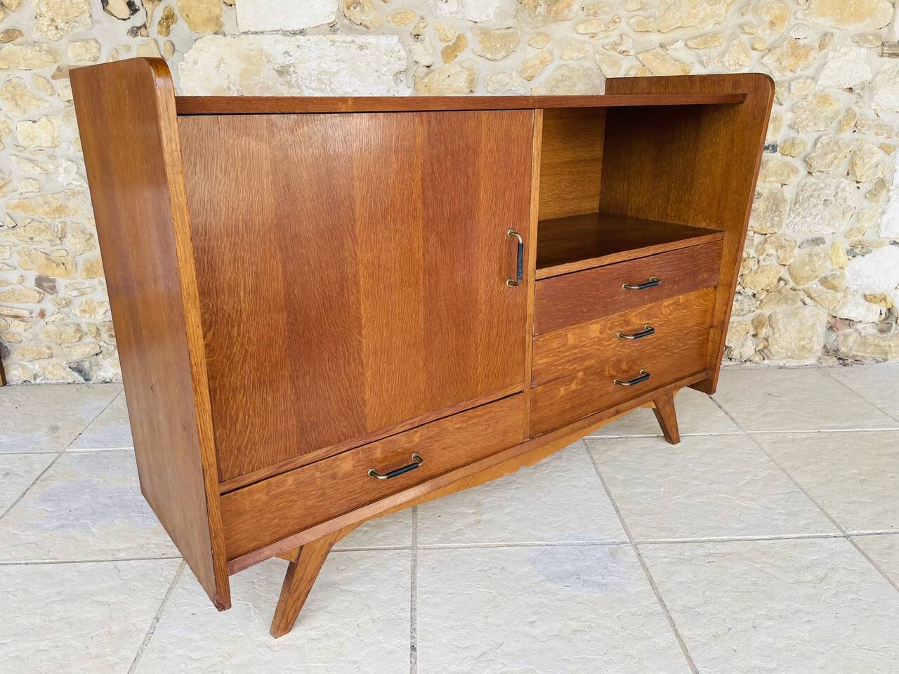 Oak storage unit, splayed legs circa 1950s