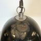 Lampe à suspension industrielle en émail noir, 1960s