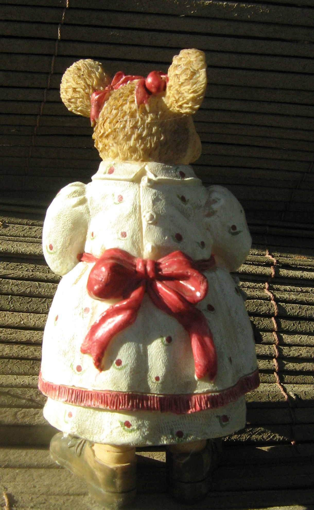 Madame mouse and her little one