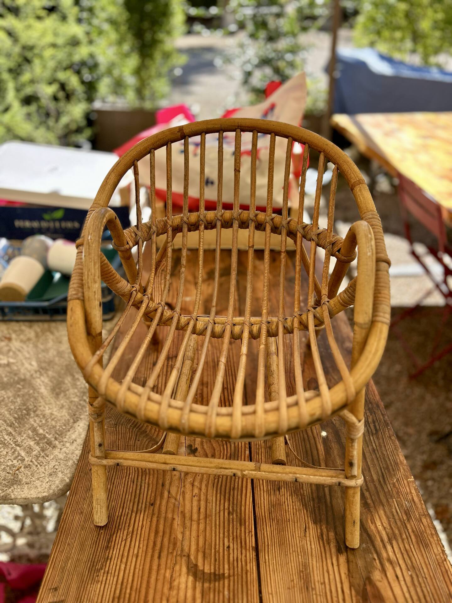 Petit fauteuil en rotin enfant