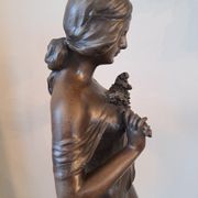Sculpture femme art nouveau en bronze