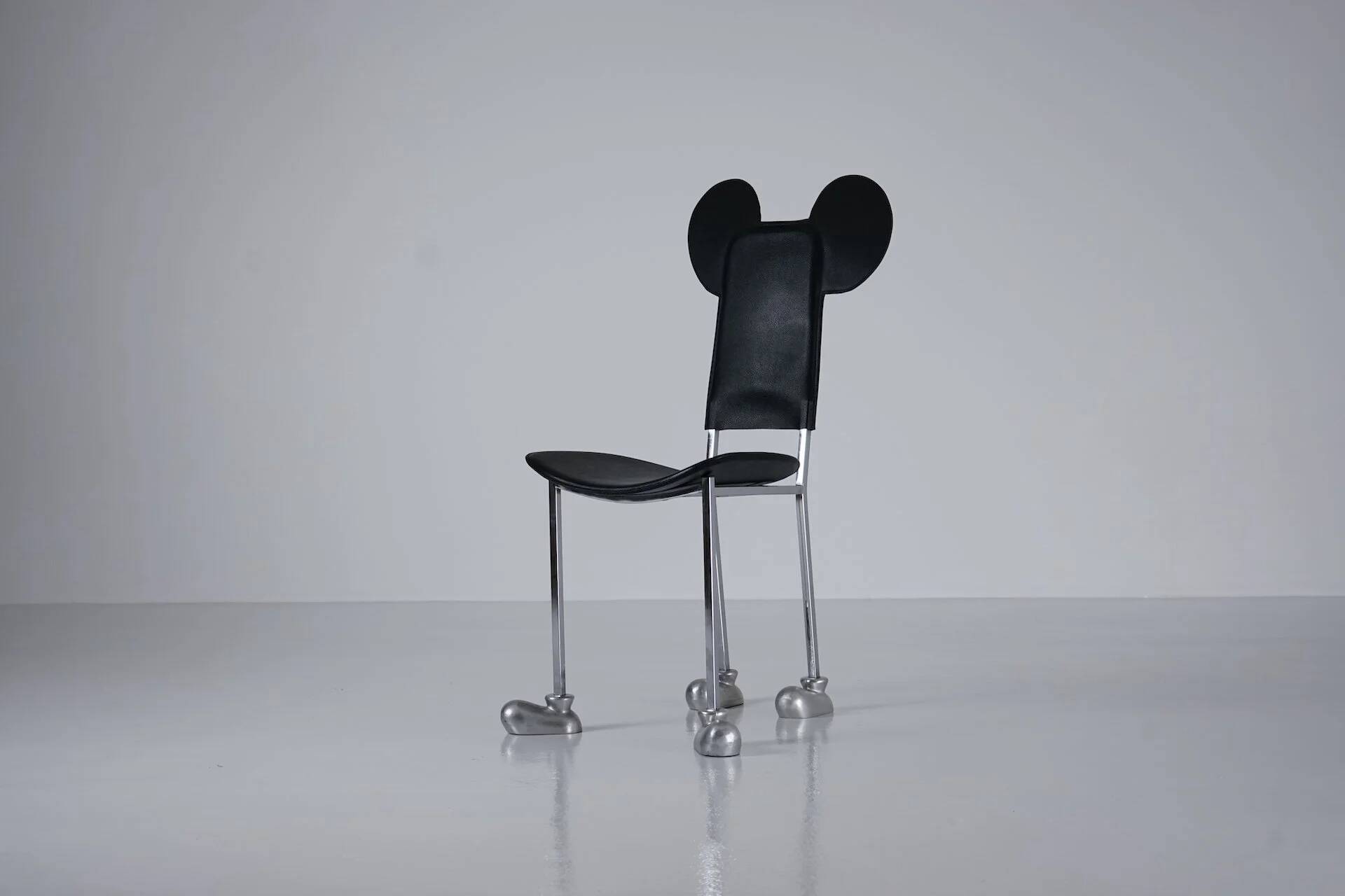 Garriris chair by Javier Mariscal for Akaba