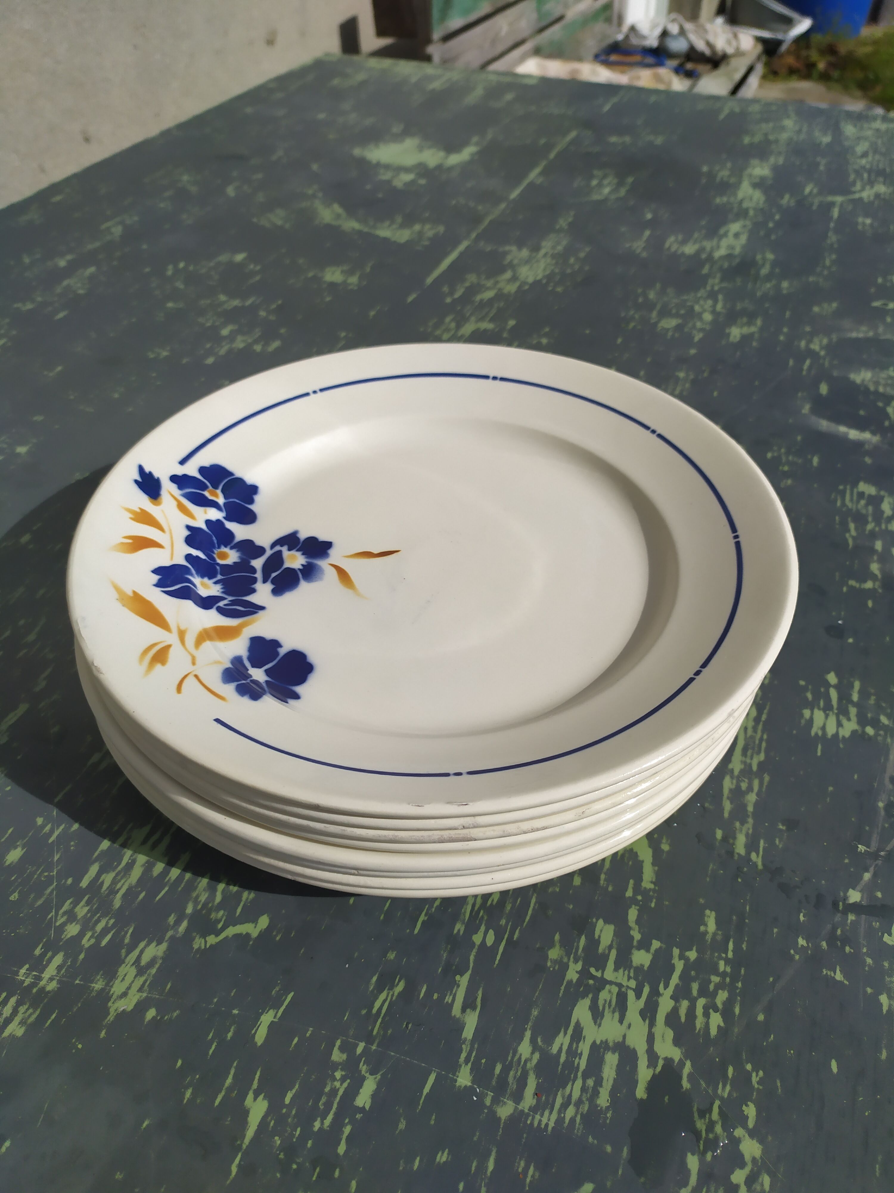 8 flat plates Badonviller model "Tunis