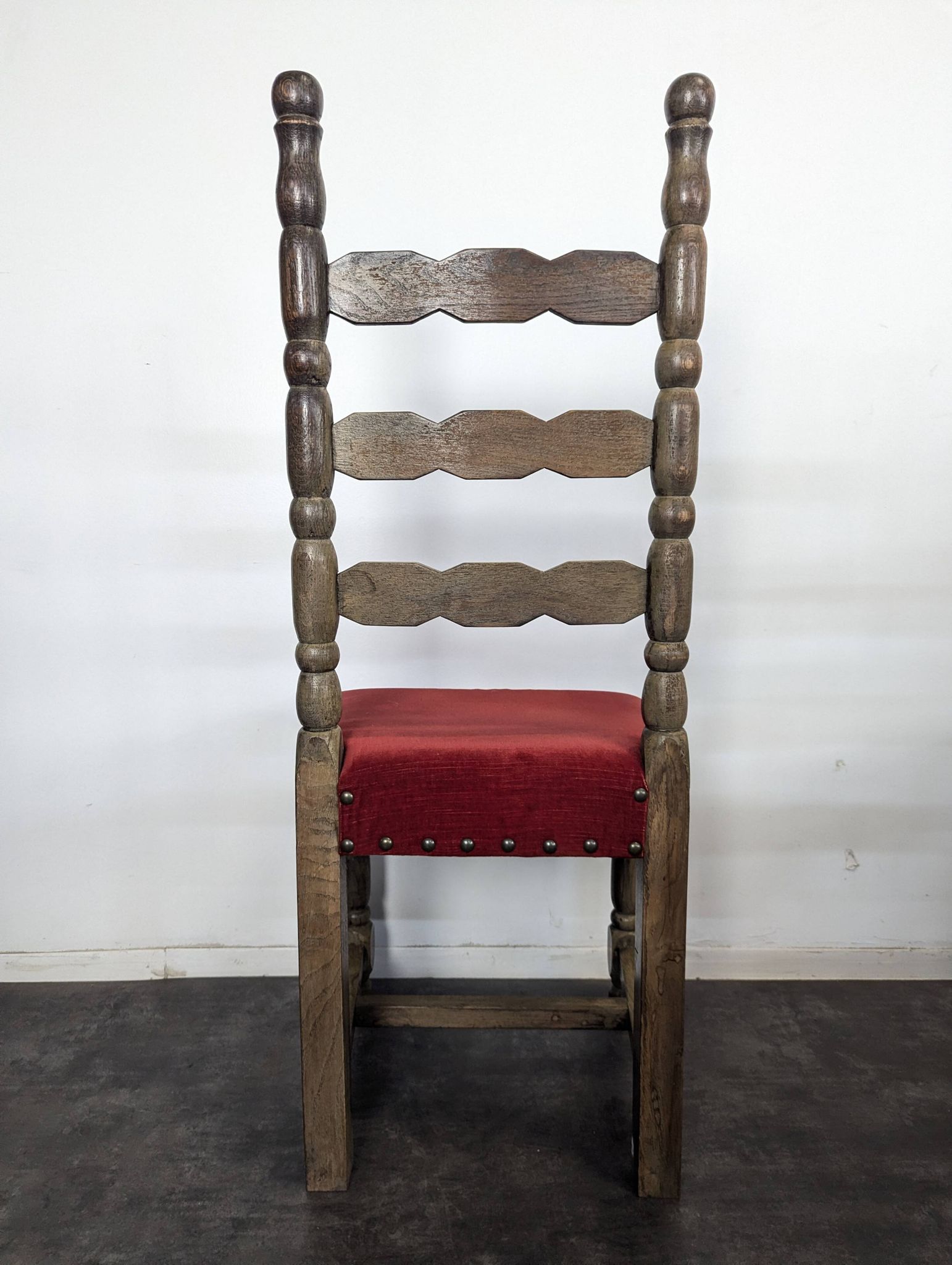 Set of 8 Spanish chairs