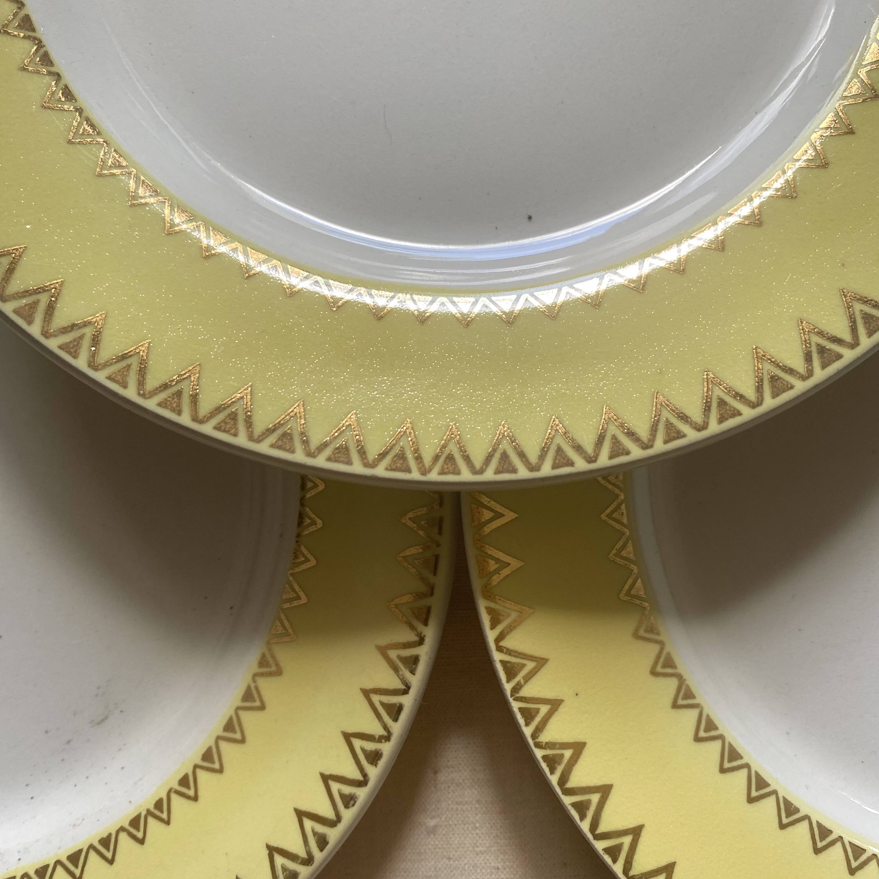 Assiettes à dessert années 50-60