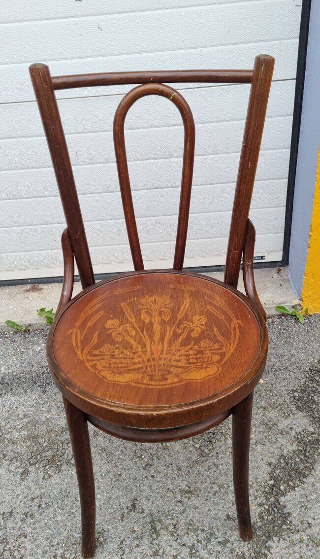 Khon chair no. 18 from 1880