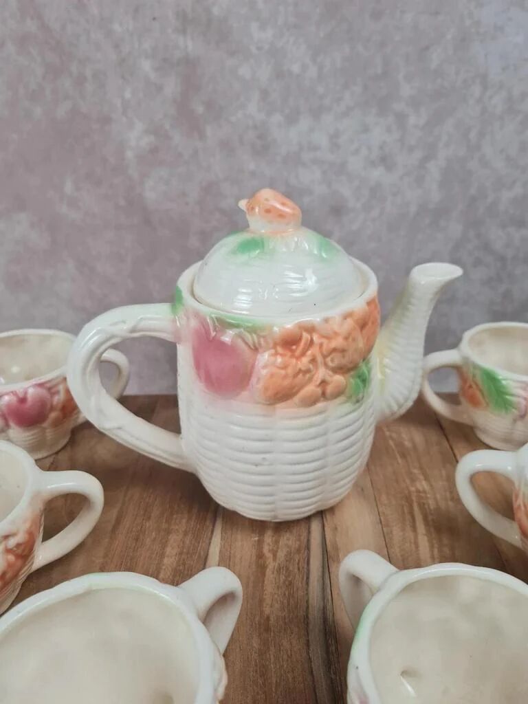 Adorable little vintage tea set in coloured earthenware.