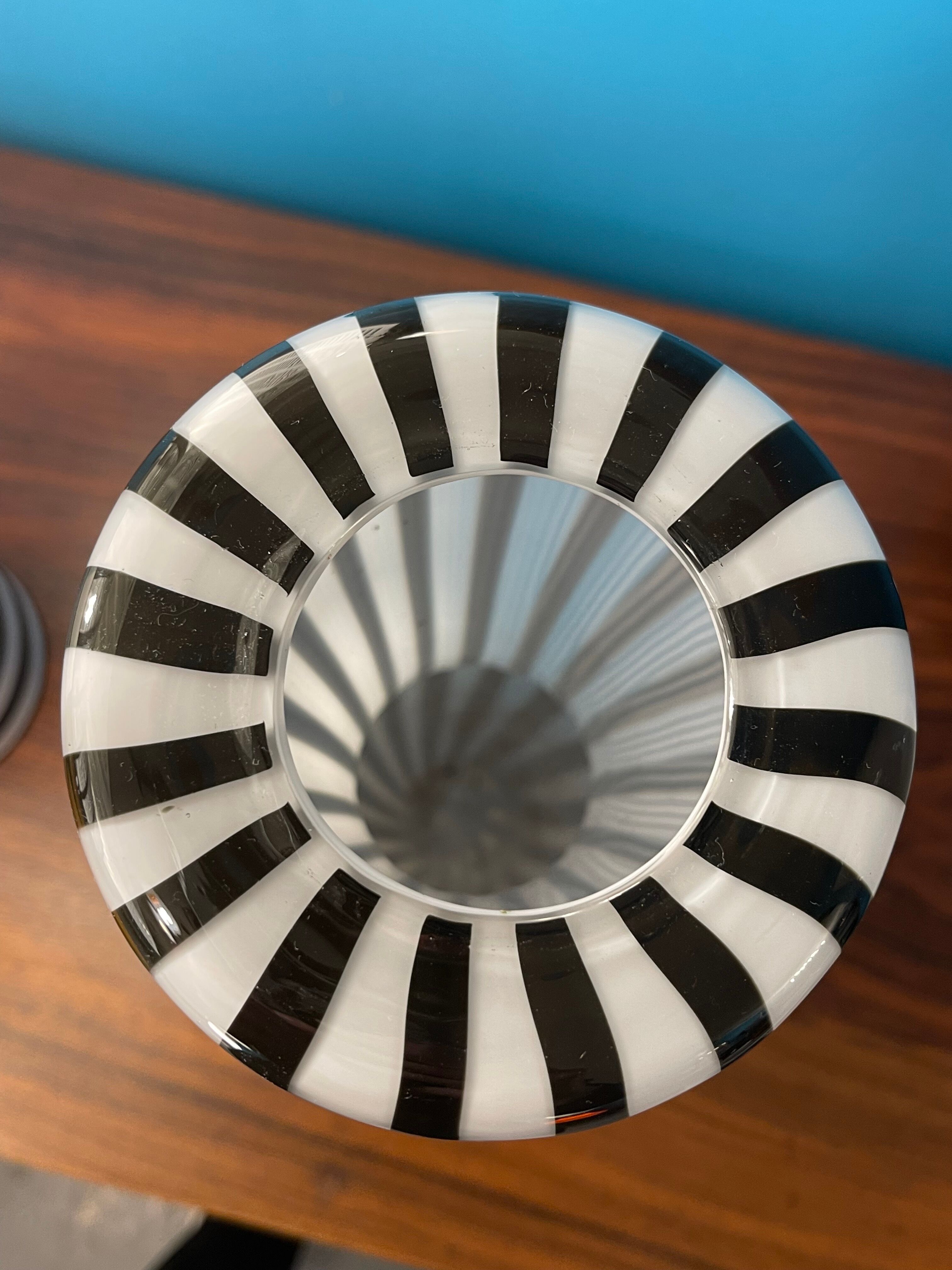 Leonardo zebra vase