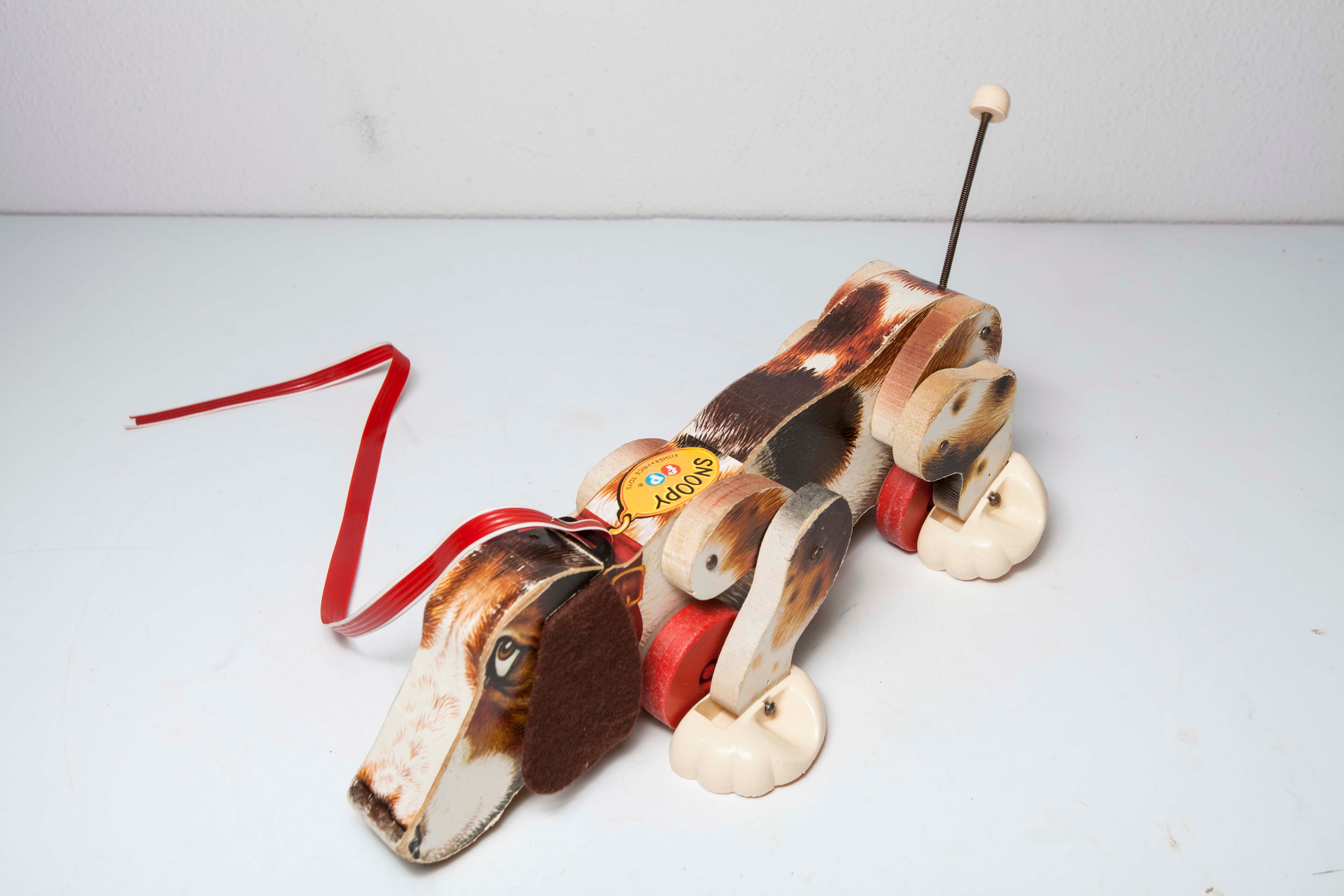 Snoopy pulling dog to record price no. 181