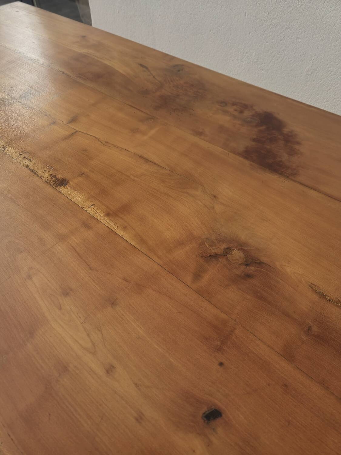 Rustic farmhouse table in solid cherry wood 19th century - 1m91.5