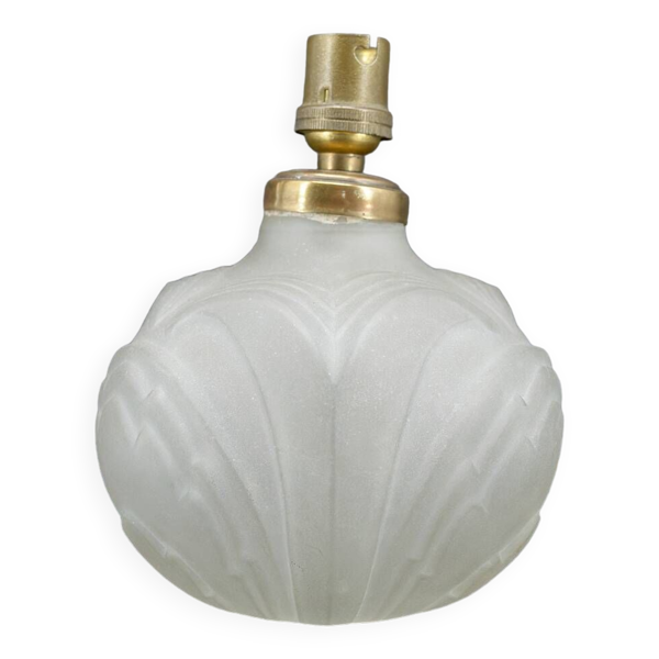 Petite lampe en verre pressé-moulé Art Déco, France, circa 1925