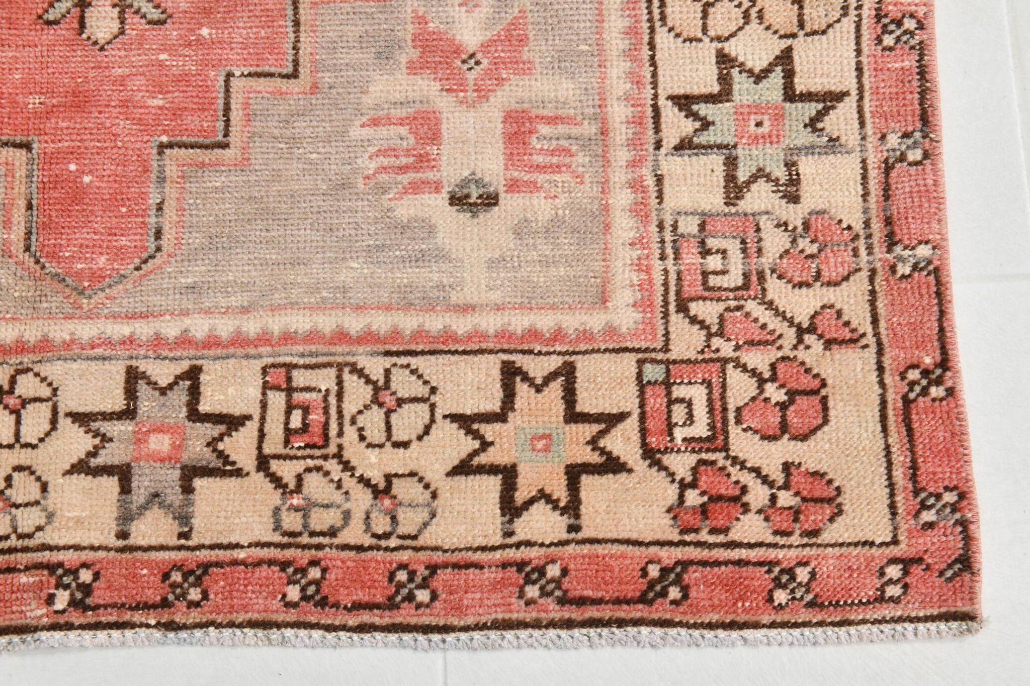 4x8 Vintage Soft Red & Samon Beige Turkish Handwoven Vintage Rug,177x230 Cm