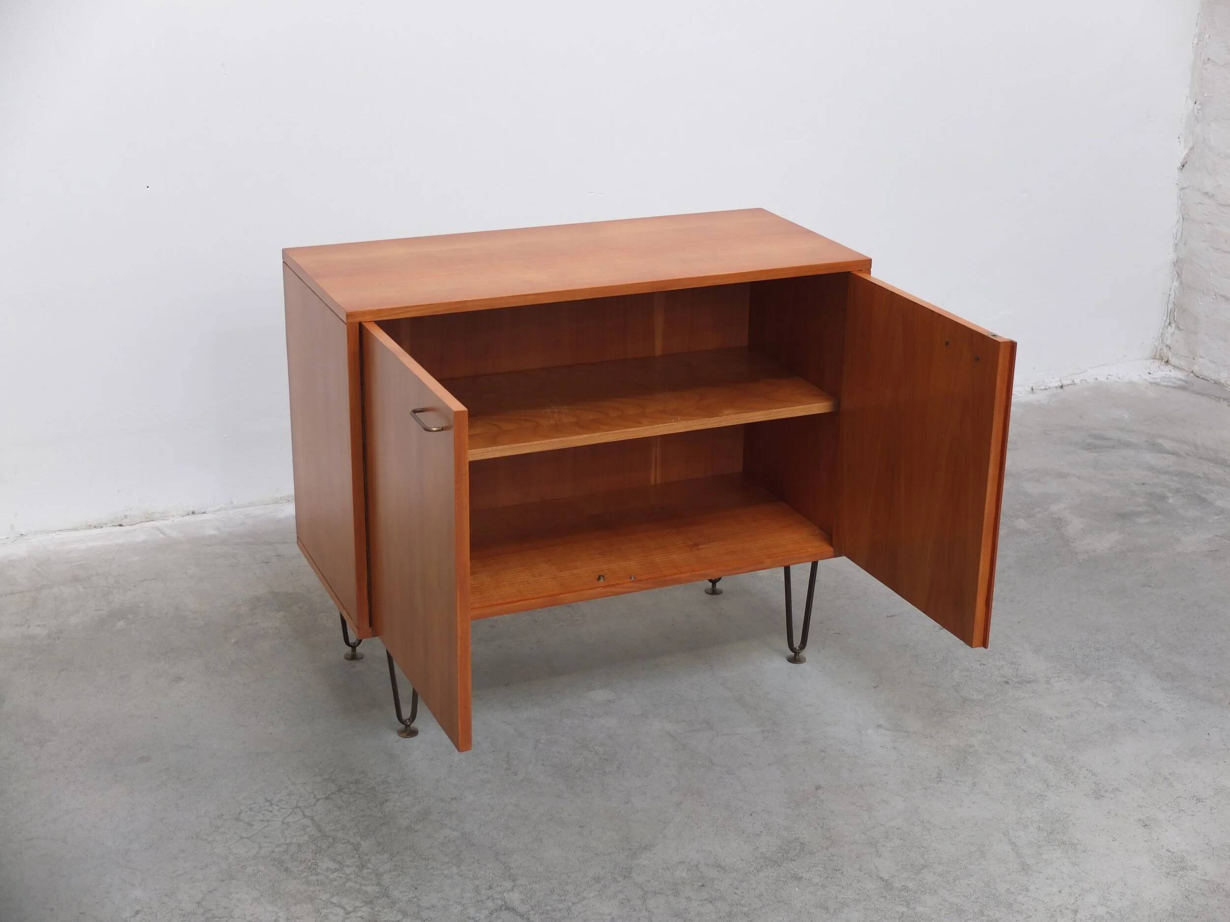 Pair of honey coloured cabinets by Alfred Hendrickx for Belform, 1950s