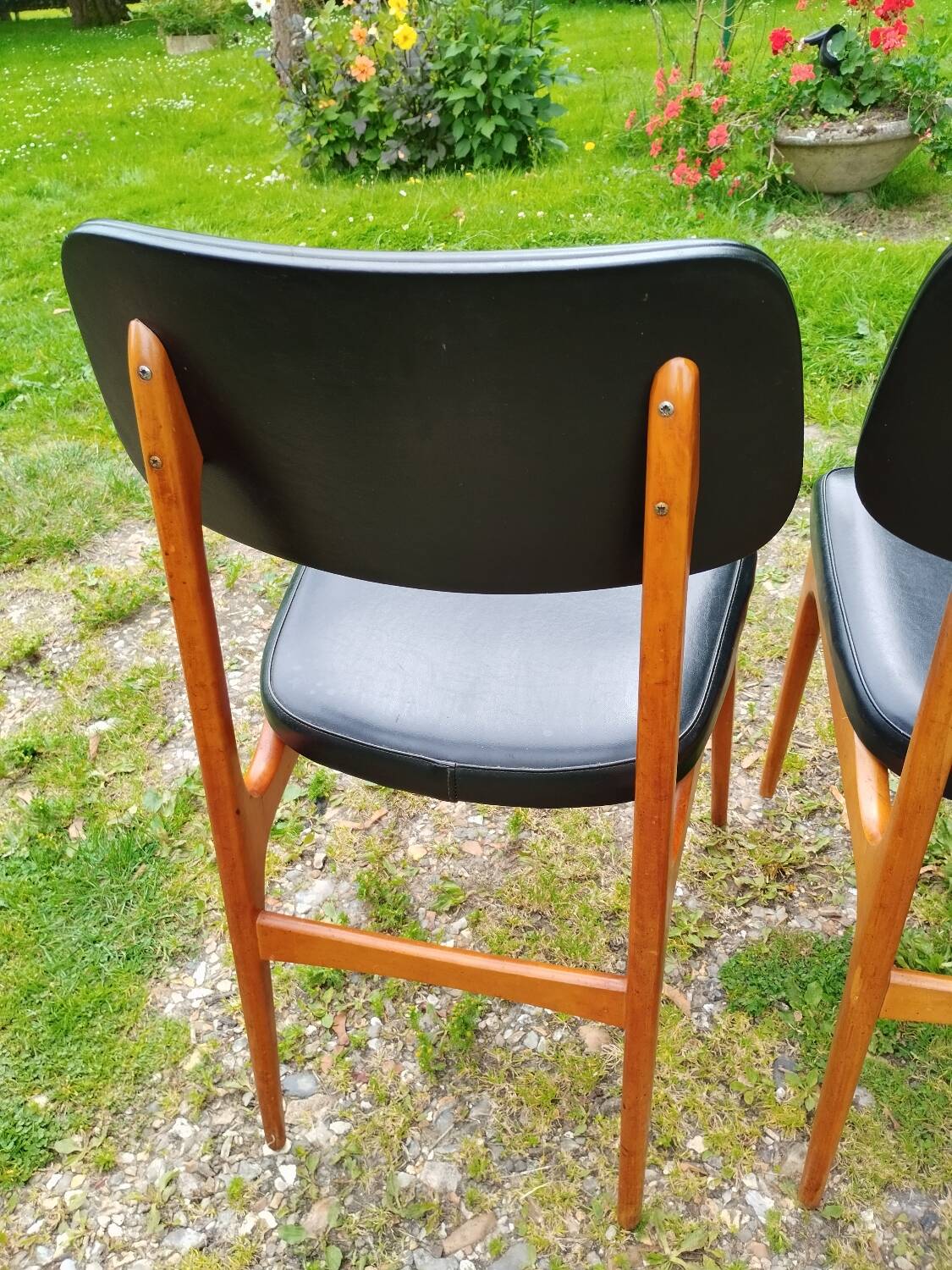 Series of 6 old Scandinavian design chairs