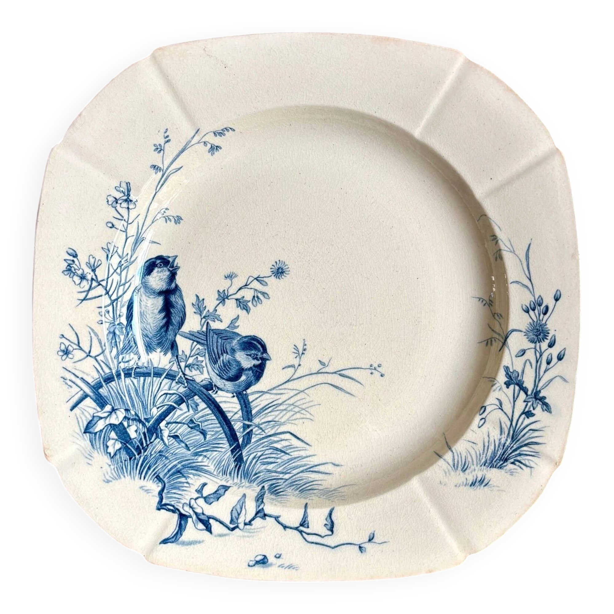 Assiette creuse Gien en terre de fer bleue, service "Oiseaux" vers 1870 n°4