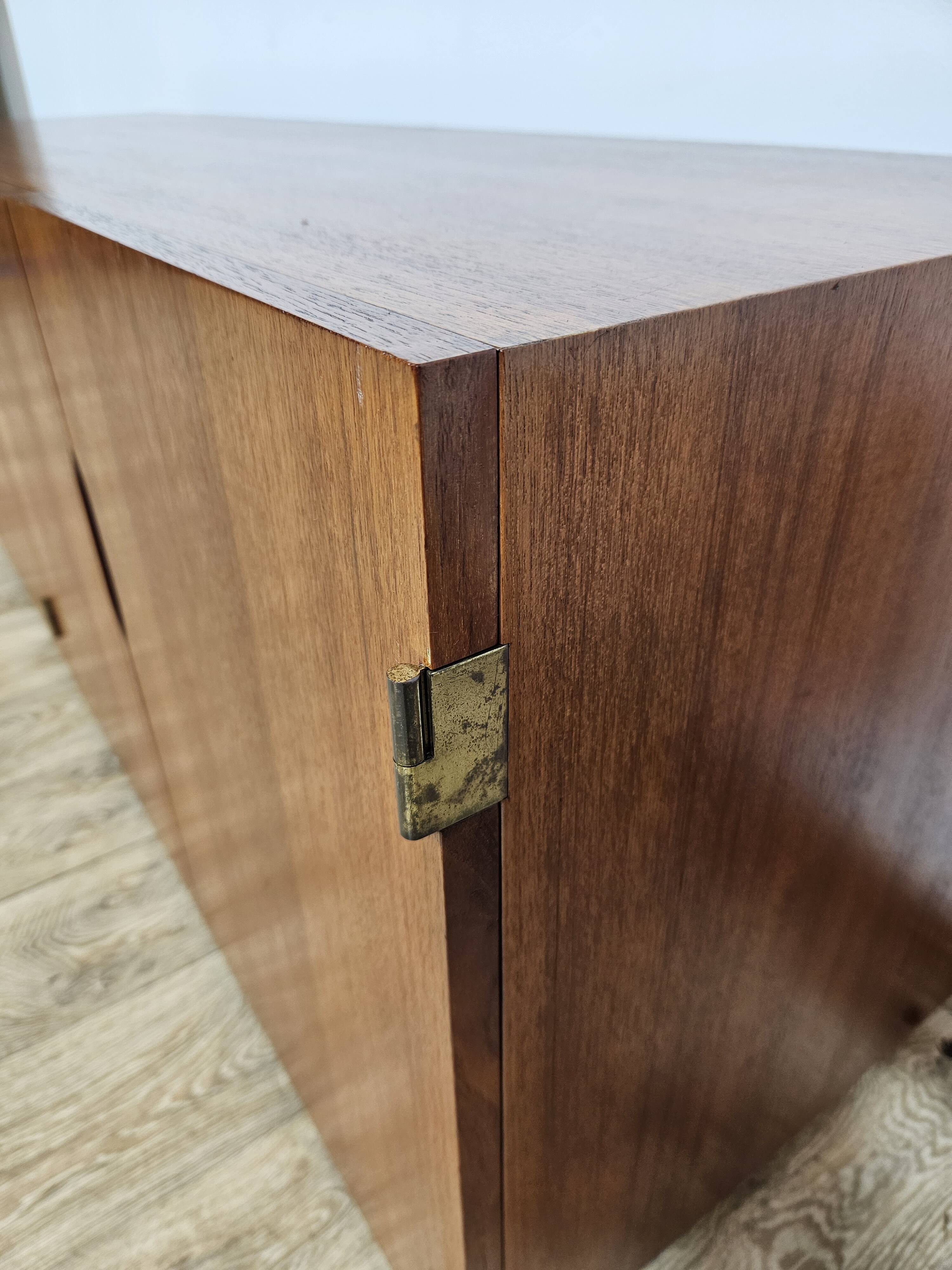 Icône du design, commode en teck, moderne du milieu du siècle, années 1960.