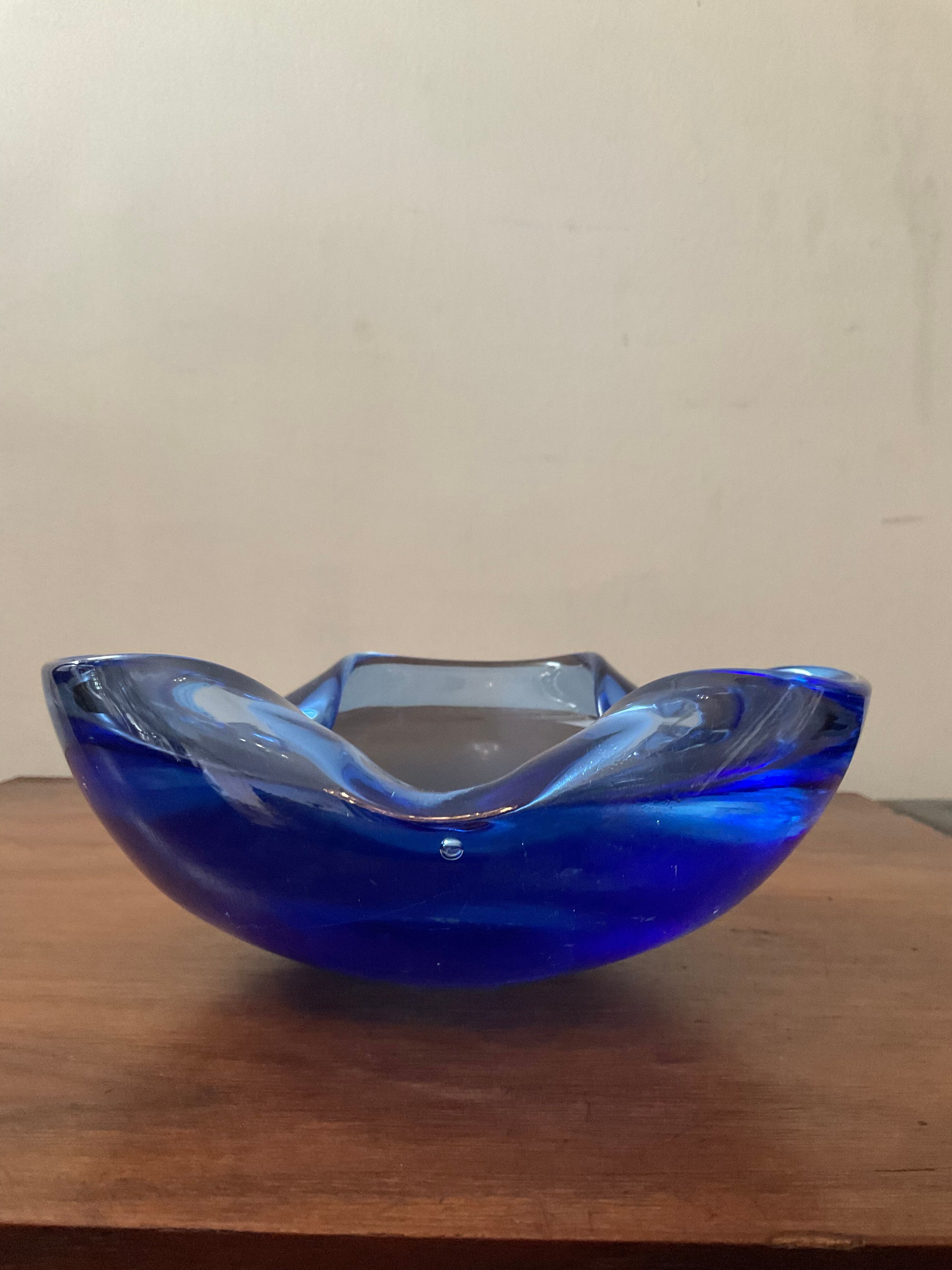 Empty vintage pocket in glass paste