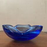 Empty vintage pocket in glass paste