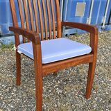 Stackable chair-armchair in solid teak with cushion by Vlaemynck