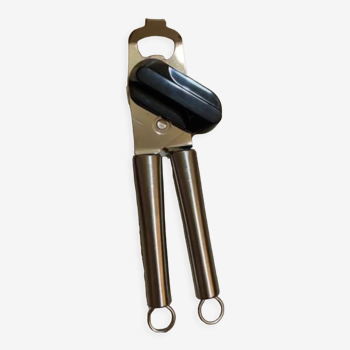 Manual stainless steel can opener from Geneviève Lethu