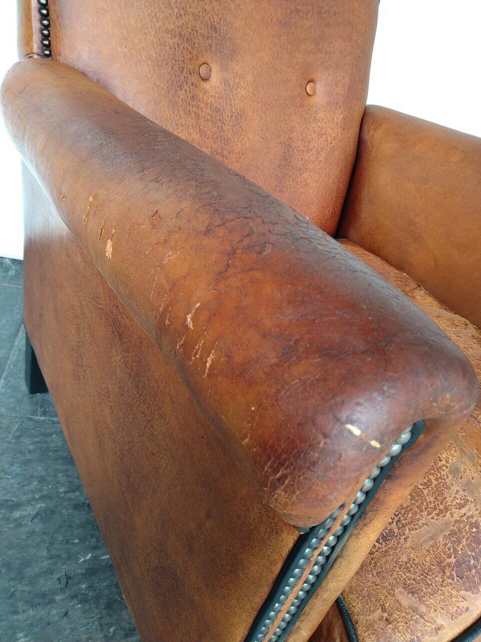 Club chair From OCL Vintage Sheepskin