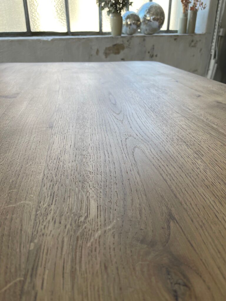 Farm bistro table in oak