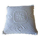 Coussin avec housse en crochet blanc